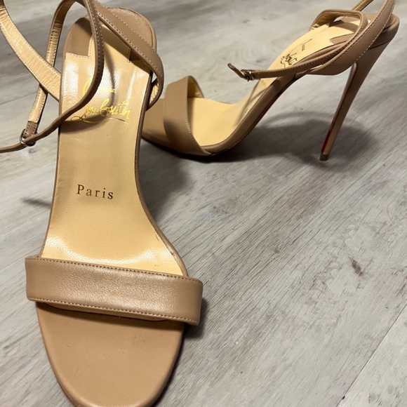 Christian Louboutin size 37 nude heels - Picture 3 of 9